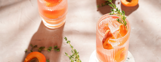 Bebidas com CBD: uma nova experiência relaxante e refrescante